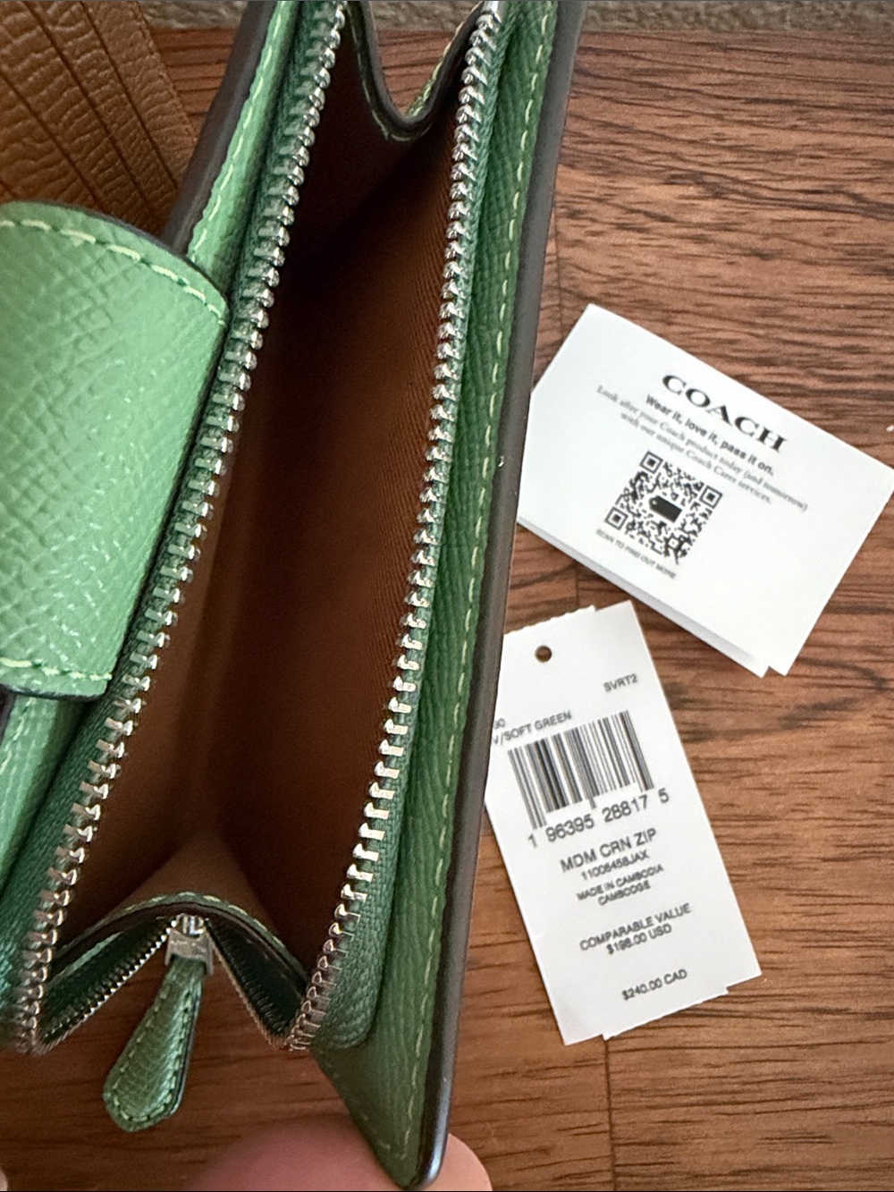 NWT Coach Mint Green Leather Snap Wallet - Picture 7 of 8